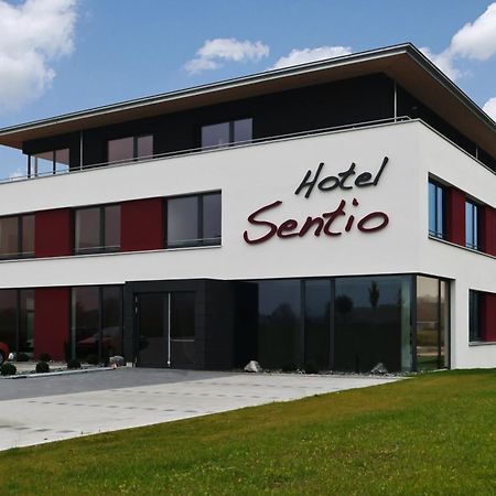 Vöhringen Hotel Sentio מראה חיצוני תמונה